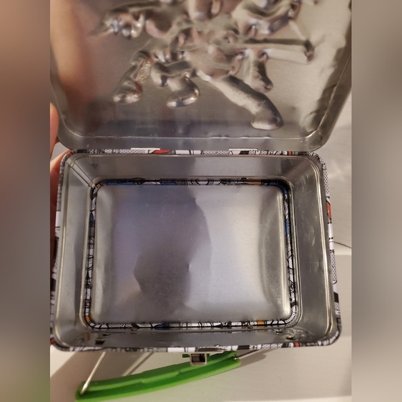 Nickelodeon Teenage Mutant Turtles Embossed Metal Lunch Box 5.5 Inches - Picture 7 of 9